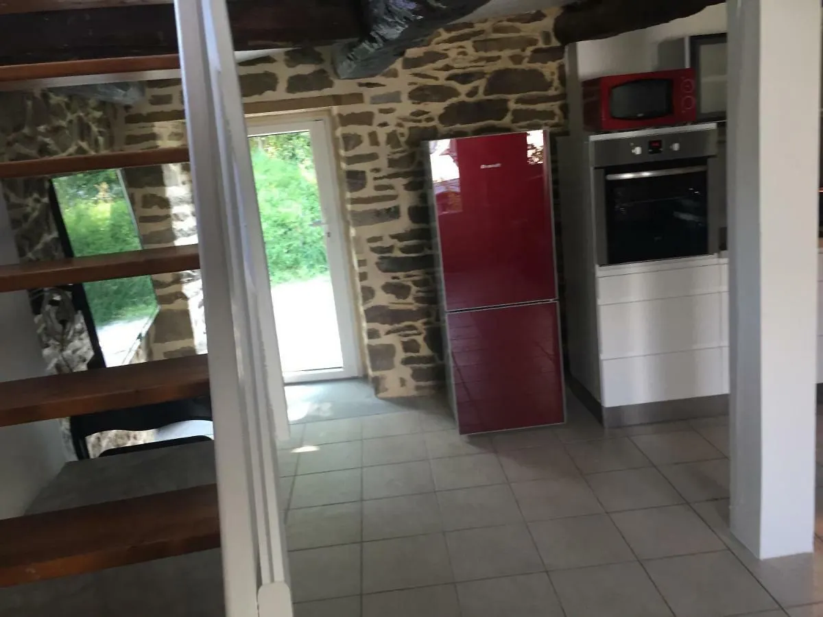 Callac Gite P 8 Villa Plumelec 0*,  France